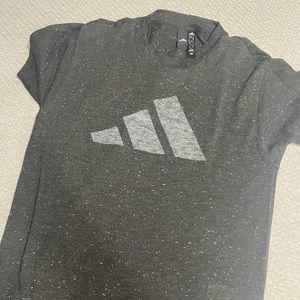 Adidas T-shirt
